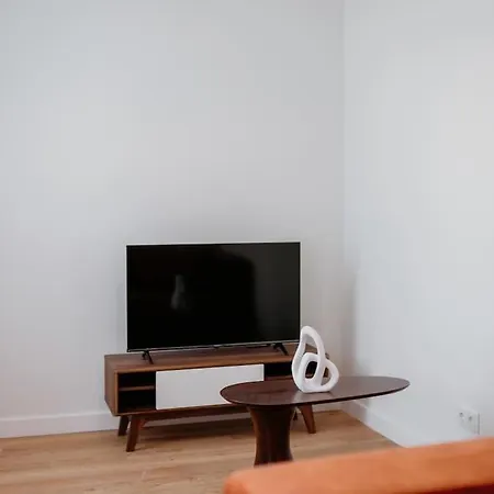 Apartmán Orange House - Beautiful Two-bedroom 1d *