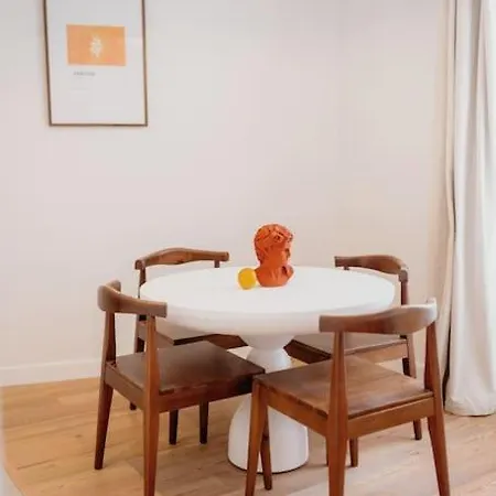 Orange House - Beautiful Two-bedroom 1d Lisboa