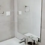Orange House - Beautiful Two-bedroom 1d * Lisbon
