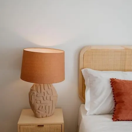 アパート Orange House - Beautiful Two-bedroom 1d *