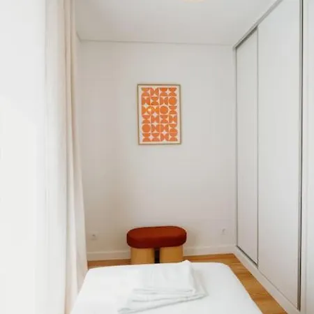 アパート Orange House - Beautiful Two-bedroom 1d リスボン