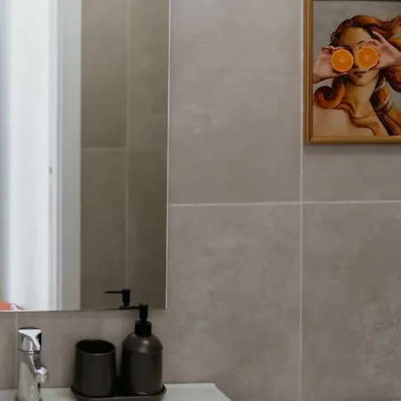 アパート Orange House - Beautiful Two-bedroom 1d *