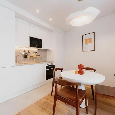 Apartment Orange House - Beautiful Two-bedroom 1d Lissabon